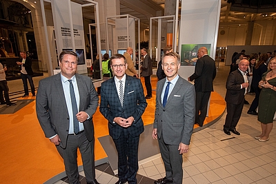 Eröffneten den Innovation Corner im Technischen Museum Wien: Generaldirektor Peter Aufreiter, Landesrat Markus Achleitner und Werner Pamminger, Geschäftsführer Business Upper Austria. © Technisches Museum Wien/APA-Fotoservice/Godany